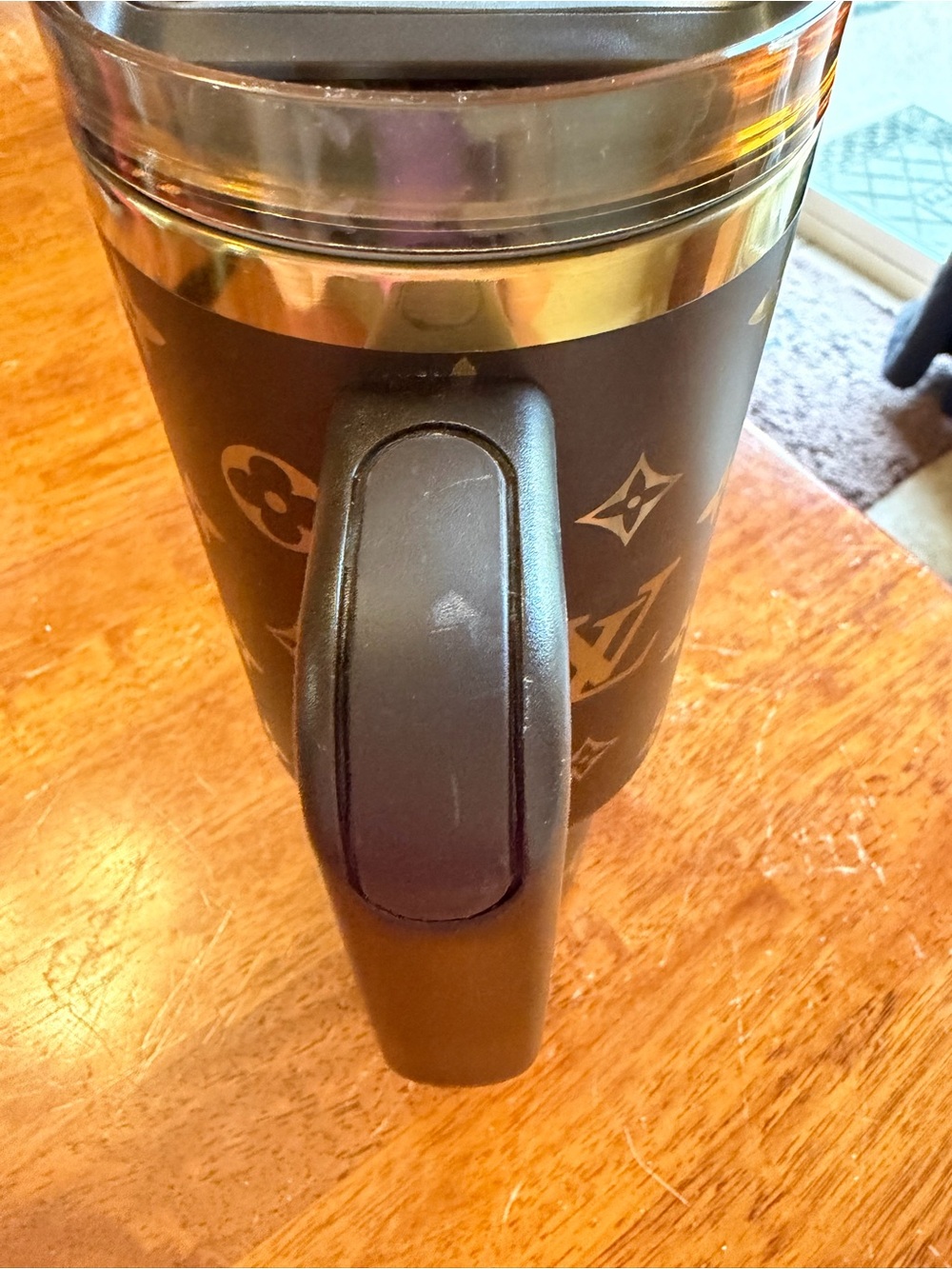 Stanley Louis Vuitton 40 oz Matte Black & Gold Travel Mug with Straw - Picture 4 of 5
